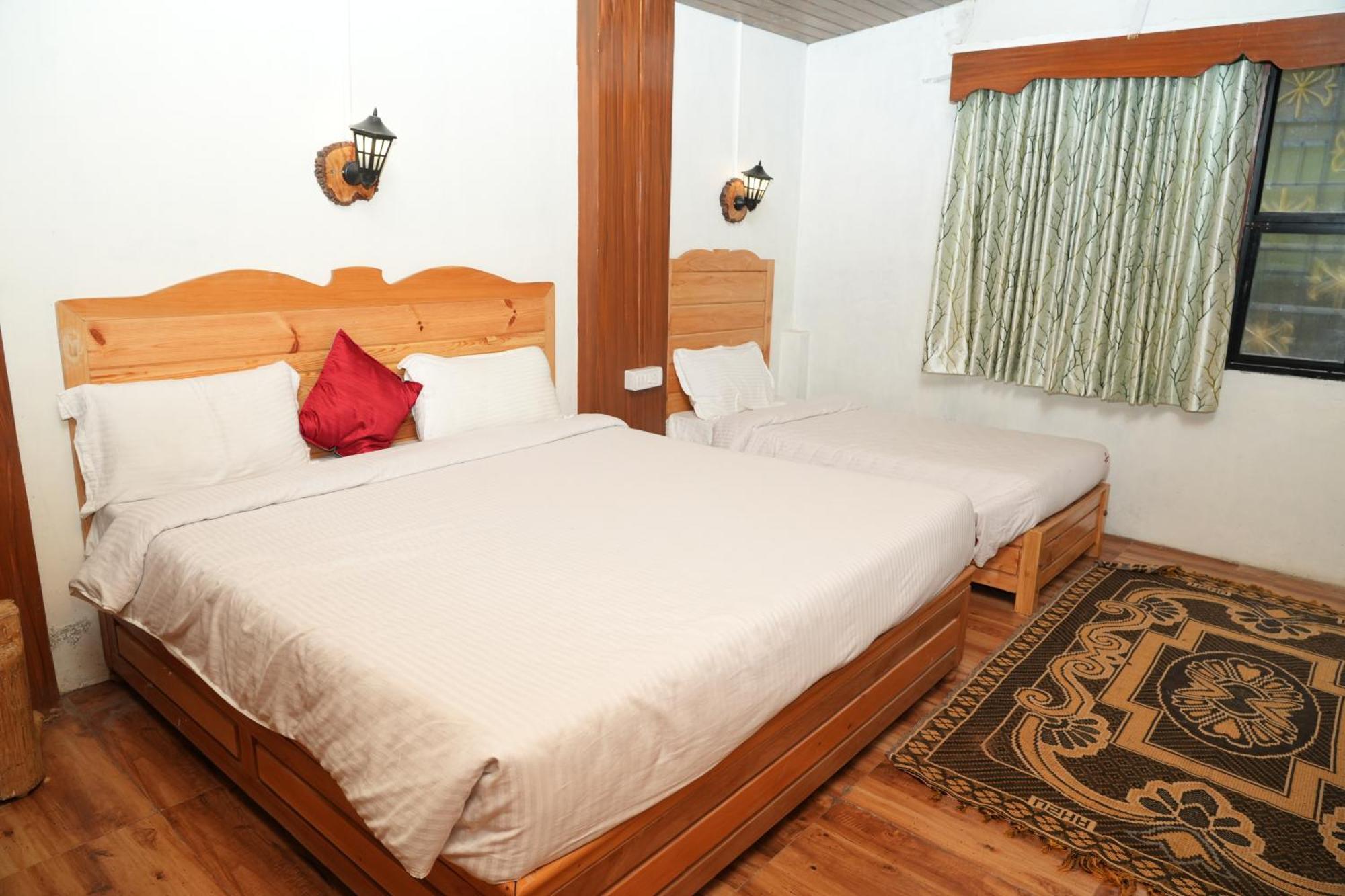 Vetrivel International By Brown Tree Resorts Kodaikanal Exterior photo