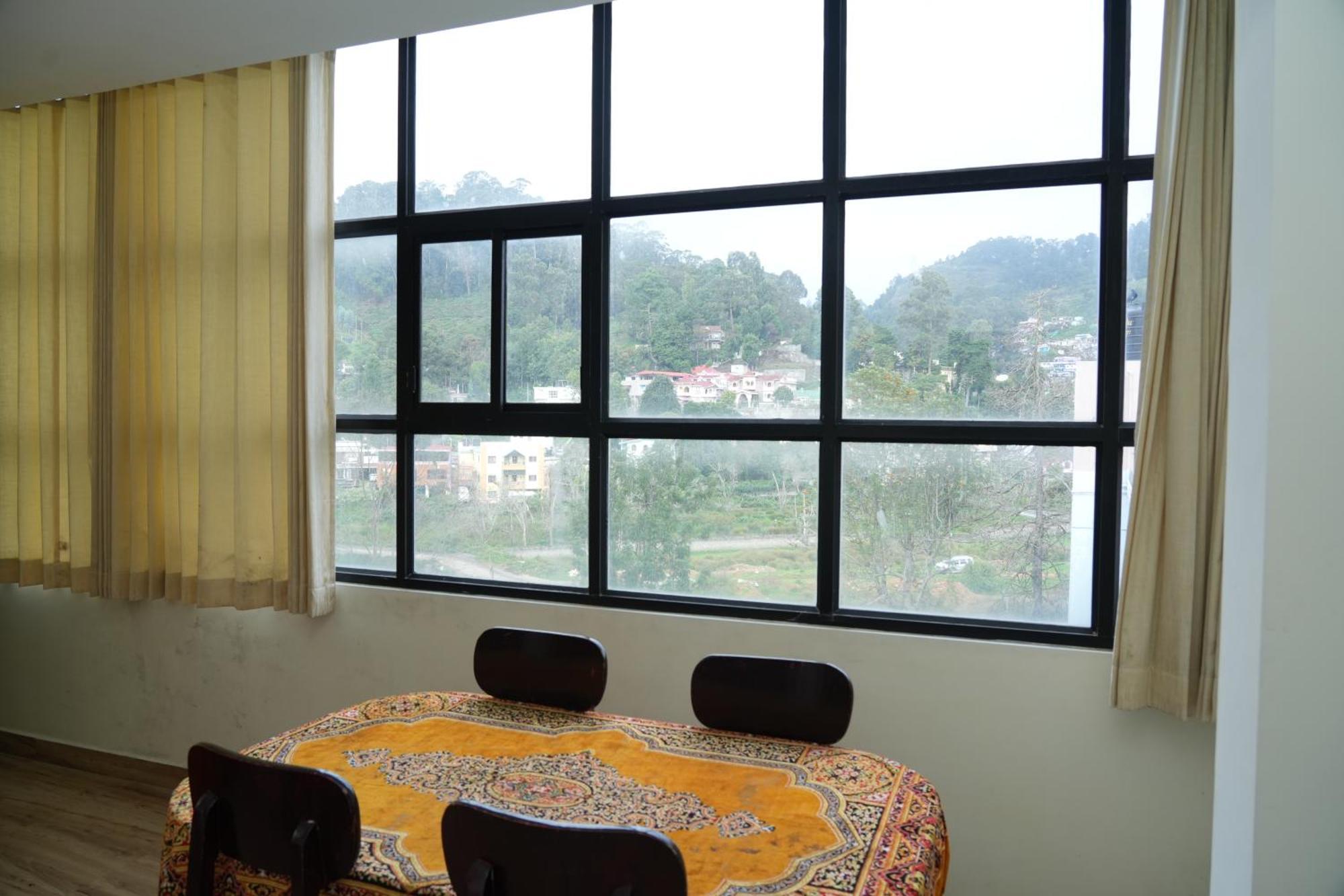 Vetrivel International By Brown Tree Resorts Kodaikanal Exterior photo