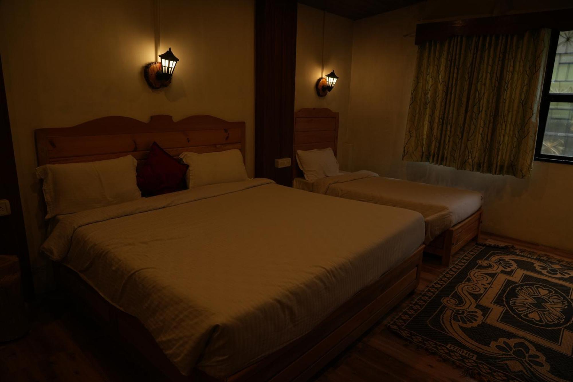 Vetrivel International By Brown Tree Resorts Kodaikanal Exterior photo