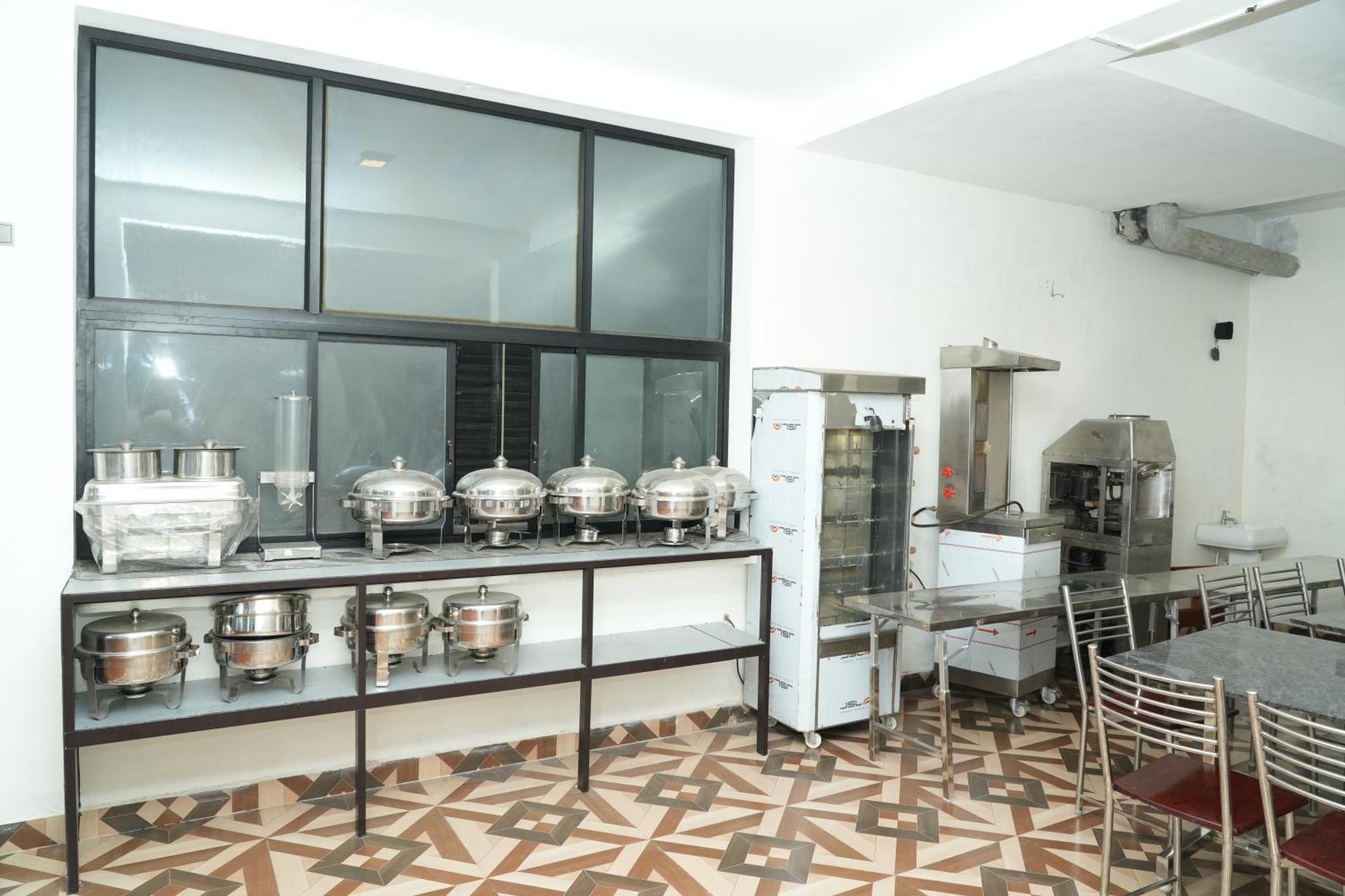 Vetrivel International By Brown Tree Resorts Kodaikanal Exterior photo